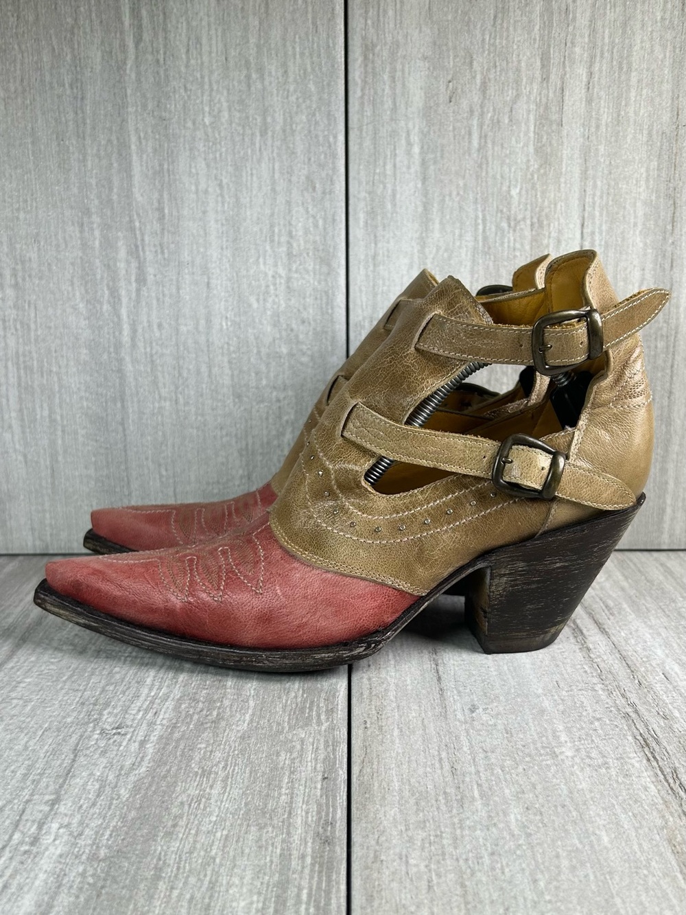 Old Gringo Joy Taupe Western Buckle Strap Ankle Heeled Booties Women’s Size 7 B - Picture 3 of 11
